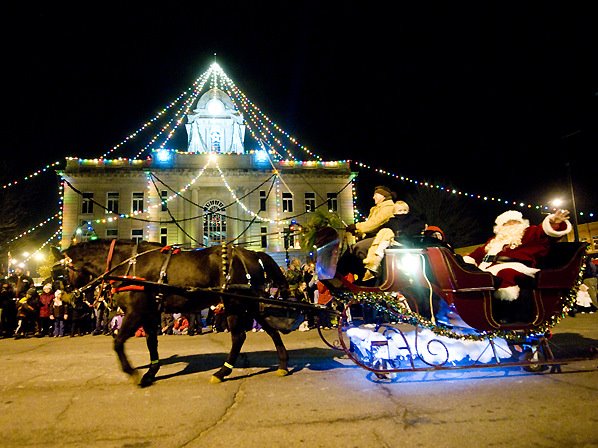 Newton Courthouse Lighting